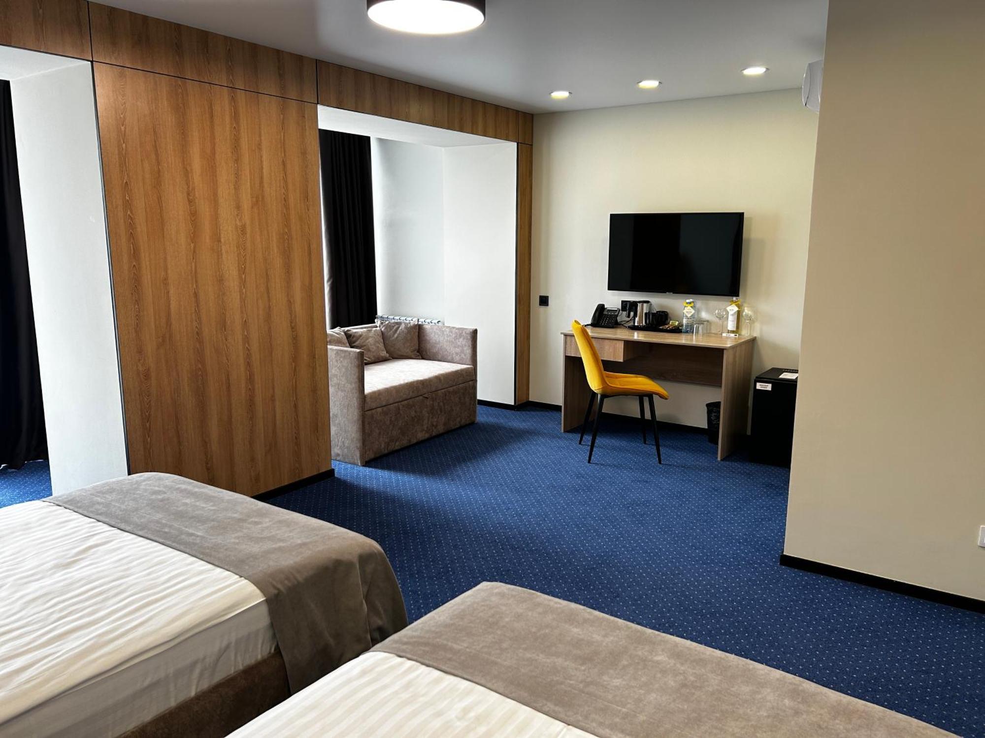 Hotel Optima Collection Kamianske Extérieur photo